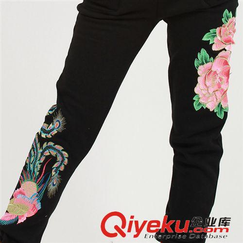 清倉不退換?。】娝笯毛呢大衣 復(fù)古女裝修身原創(chuàng)繡花外套羊毛