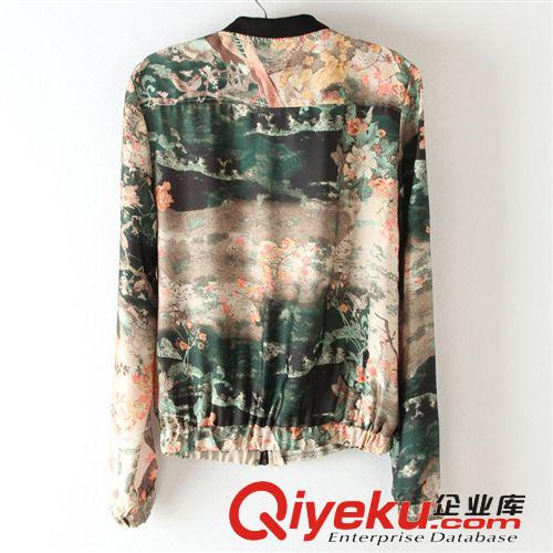 【淘貨源】31122 爆款山水印花立領(lǐng)拼接長袖女式夾克小外套原始圖片2