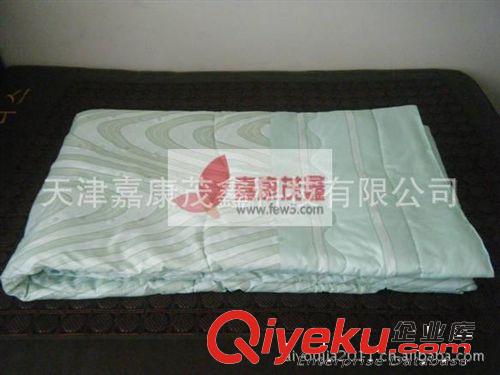 廠家直銷   會銷禮品 大量批發(fā) 駝絨被 保健被褥 OEM