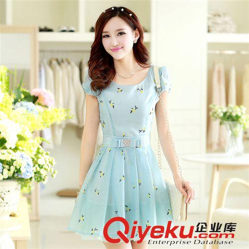 淘寶服裝免費(fèi)代理 不規(guī)則下擺碎花長(zhǎng)裙 無(wú)袖品牌女裝連衣裙226