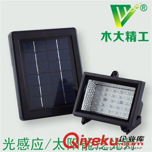 供應(yīng)太陽能籬笆燈 led掛壁式籬笆燈 柵欄燈 塑料太陽能燈 景觀燈
