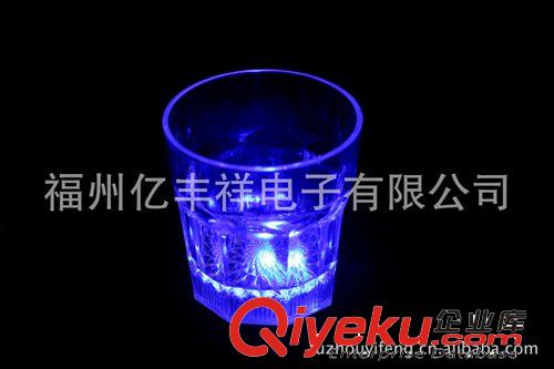 發光馬克杯啤酒杯 發光杯 LED杯  奇特杯 閃光杯 廣告杯 廠家批發