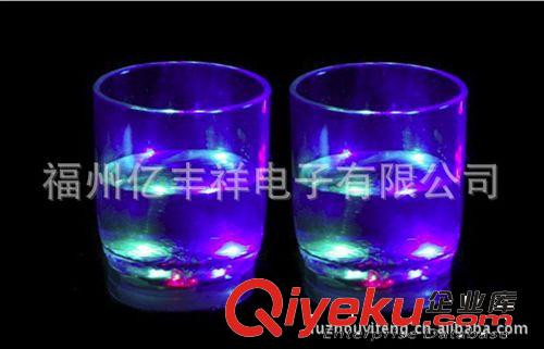 廠家直銷批發LED閃光60ml一口杯 酒吧KTV用品 ps塑料幻彩禮品原始圖片3