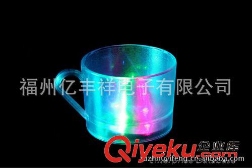 廠家直銷批發LED閃光60ml一口杯 酒吧KTV用品 ps塑料幻彩禮品