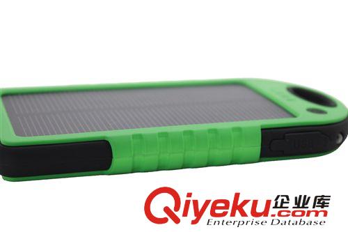 防雨太陽能移動(dòng)電源 5000mA批發(fā)蘋果ipad手機(jī)充電寶防雨移動(dòng)電源原始圖片2