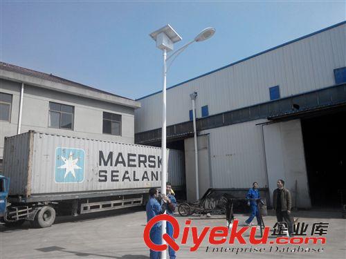 出售LED路燈、LED燈桿,路燈桿,高桿燈桿