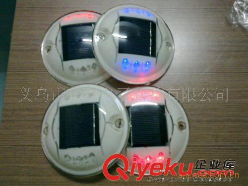 浙江晗琨生產太陽能塑料PC道釘雙面頻閃紅黃藍等顏色可選原始圖片2