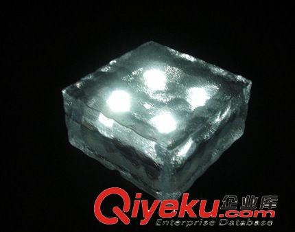 太陽能玻璃地磚燈原始圖片2