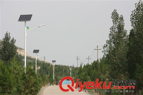 供應(yīng)淄博42W太陽能LED路燈，每晚亮燈4個小時原始圖片2