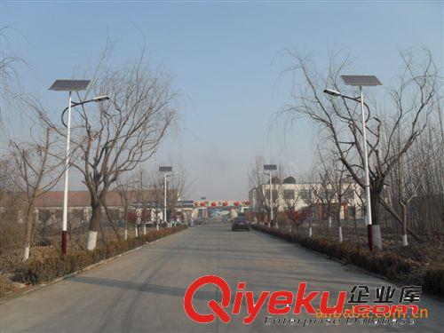 淄博太陽能路燈30W，每晚亮燈8小時路燈