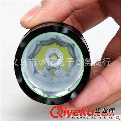 2013款進口U2超T6 LED強光手電筒 18650充電zp 配2節加長管原始圖片3