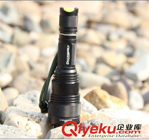 zpXML-U2可充電迷你強光手電筒遠射王騎行燈戶外18650