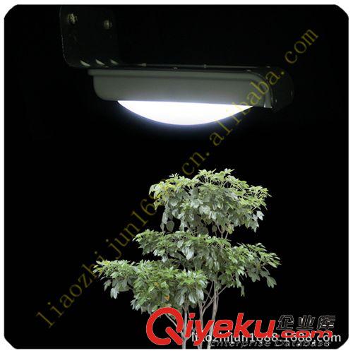 太陽能室外智能感應(yīng)LED墻壁燈，深圳廠家供應(yīng)原始圖片2