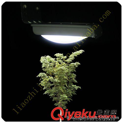 太陽能壁燈 圍墻燈花園圍欄燈 太陽能路燈 LED光控款