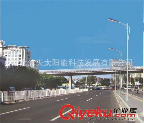 曲陽路燈生產廠家 5米20瓦照明路燈