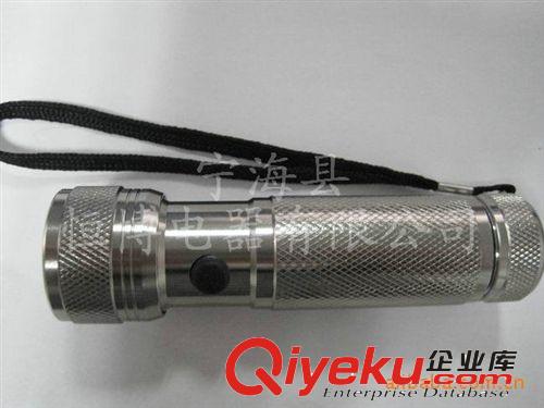 專業(yè)生產(chǎn) 安全環(huán)保黑色迷你LED電筒 led手電筒塑料