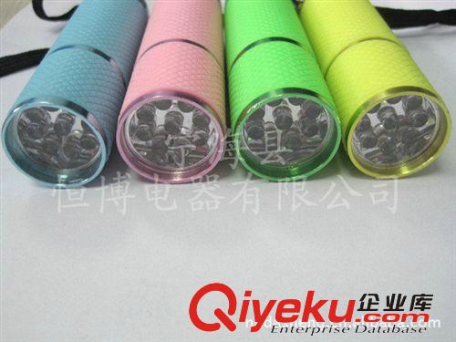 專業生產 新款大功率手電筒 充電手電筒 手電筒批發