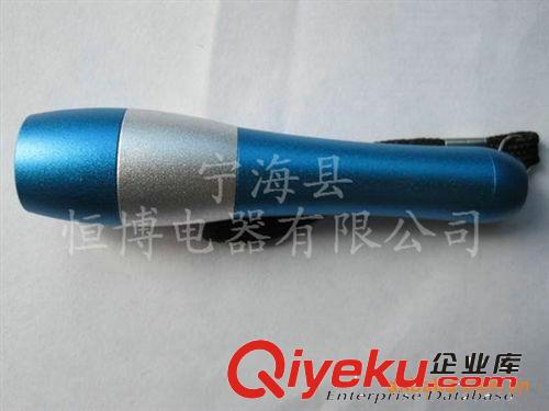 廠家供應大功率led手電筒 小巧精致強光手電批發
