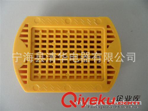 廠家供應太陽能道釘燈  0.5w分隔反光道釘 QH-12D