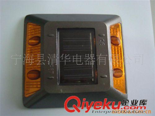 批發(fā)供應led太陽能道釘燈  太陽能光感道釘燈 可視距離遠