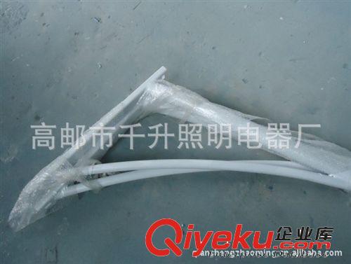 LED路燈桿6米7米8米9米10米11米12米道路路燈生產(chǎn)廠家單臂雙臂