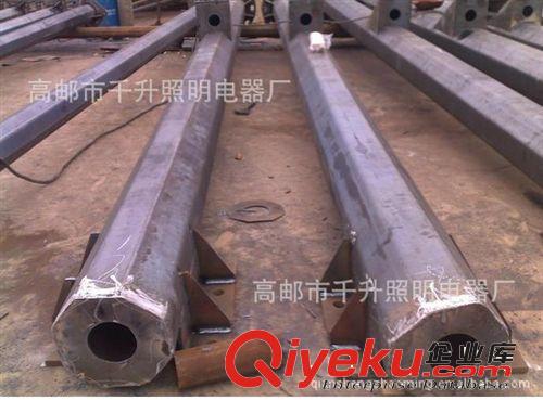 框架式信號(hào)燈桿 供應(yīng)銷售廠家 太陽(yáng)能信號(hào)燈 電子jc燈桿原始圖片2
