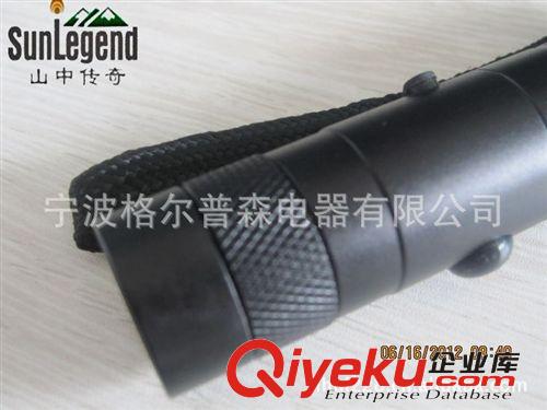 廠家熱銷 新款充電鋁合金大功率手電筒 批發(fā)手電筒 強(qiáng)光手電筒原始圖片2