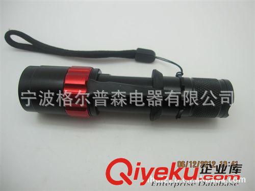 新品上市 大功率CREE調(diào)焦強(qiáng)光手電筒 t6大功率強(qiáng)光手電 長(zhǎng)期供應(yīng)原始圖片2
