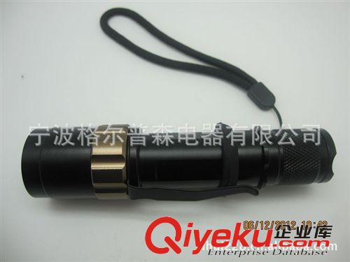 新品上市 大功率CREE調(diào)焦強(qiáng)光手電筒 t6大功率強(qiáng)光手電 長(zhǎng)期供應(yīng)原始圖片3