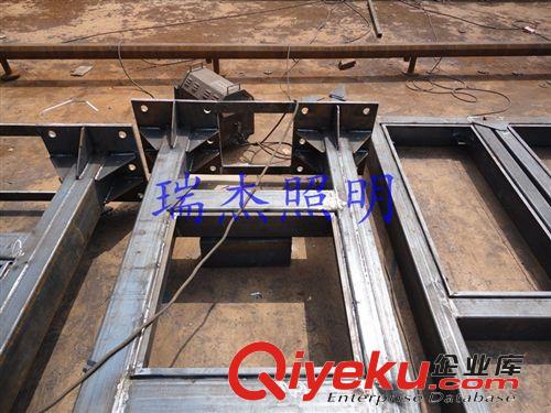 湖南框架式交通信號(hào)燈廠家-框架式信號(hào)燈批發(fā)