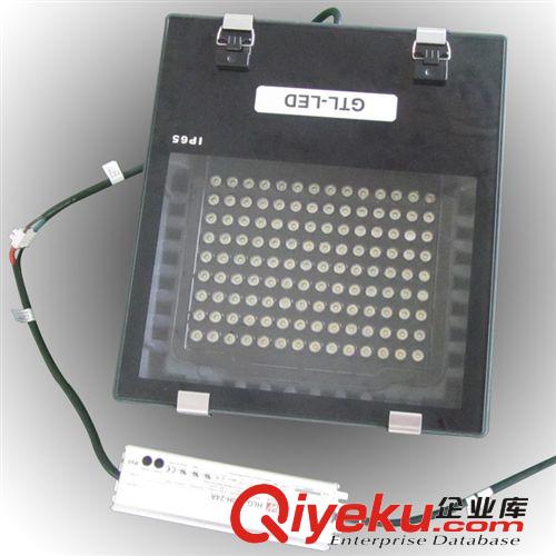 供應(yīng)LED水底燈IP68  24W水里射燈 高xjb 鋁外殼防水燈 質(zhì)保3年