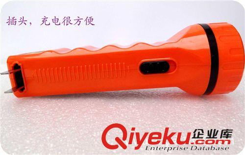 太陽能手電筒 手電筒  手電筒批發  手電筒led 手電筒