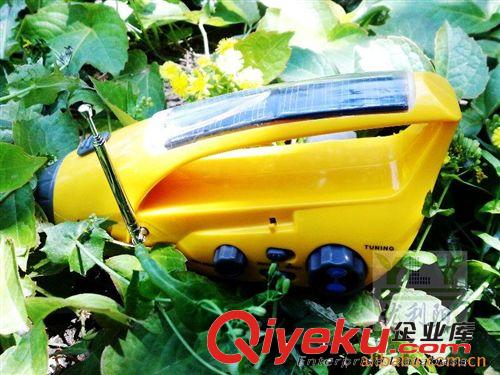 太陽(yáng)能多功能手電筒原始圖片3