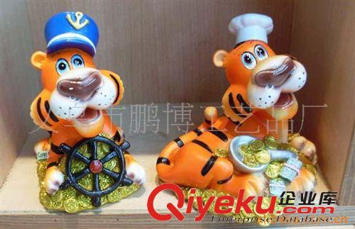 批發(fā)供應(yīng)波麗工藝品  樹脂筆筒