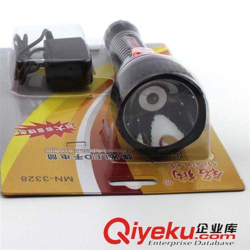 18650鋰電池可充便攜強光電手電筒 家用大功率塑料led手電筒批發原始圖片3