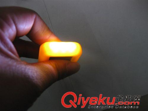 太陽能鑰匙燈 電子燈 禮品燈 廠家直銷