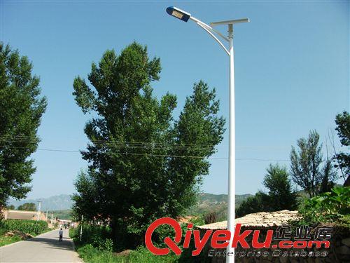 【廠家直銷】6米太陽能路燈 新農村單臂道路燈 30W小區LED路燈