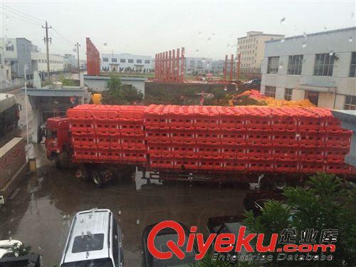 MNSD供應(yīng)箭頭三孔水馬 新款三孔水馬 施工分離水馬 道路隔離水馬原始圖片3
