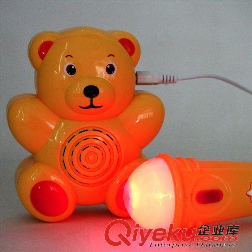 12月份新品上架 2879小熊麥克風玩具多功能寶寶益智玩具 隨身帶擴音器唱歌燈光218