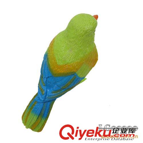 其他類型玩具 2220超袖珍的聲控小鳥(niǎo) 會(huì)唱歌的小玩意 9厘米長(zhǎng) 搞笑玩具 30g