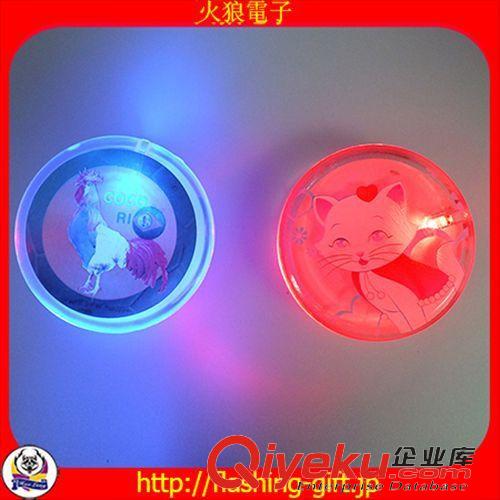 發(fā)光胸章 元旦熱賣LED發(fā)光胸牌/跨年晚會促銷用LED發(fā)光胸牌