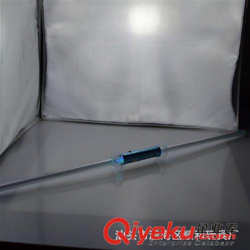 派對晚會贈品 雙頭激光棒 節(jié)日助威發(fā)光玩具 酒吧晚會贈品禮品玩具 晚上閃光棒原始圖片3