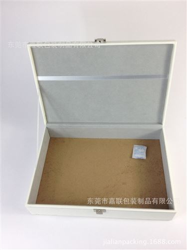 酒盒，酒箱，酒具盒 正方形咖啡色荔枝纹兔尾开瓶器酒具套装礼盒 商务红酒酒具盒订做