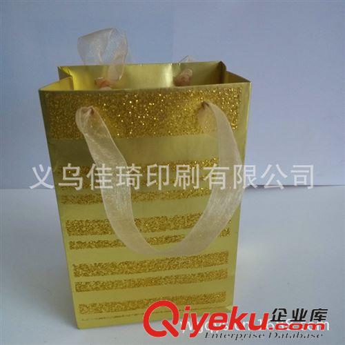 熱銷產(chǎn)品 義烏紙盒廠家供應(yīng)包裝紙盒牛皮瓦楞紙盒 白色瓦楞盒