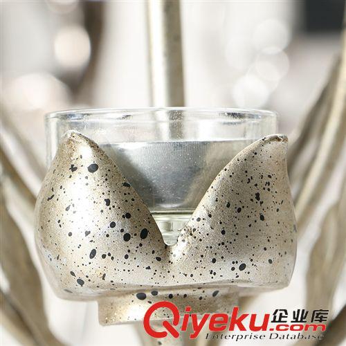 美式燭臺(tái) 鐵藝八頭樹葉燭臺(tái)古典蠟燭臺(tái)婚慶別墅會(huì)所樣板房 書房樹脂裝飾品原始圖片2