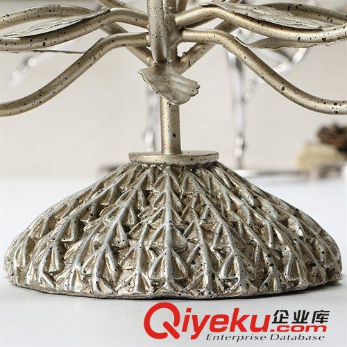 美式燭臺(tái) 鐵藝八頭樹葉燭臺(tái)古典蠟燭臺(tái)婚慶別墅會(huì)所樣板房 書房樹脂裝飾品原始圖片3