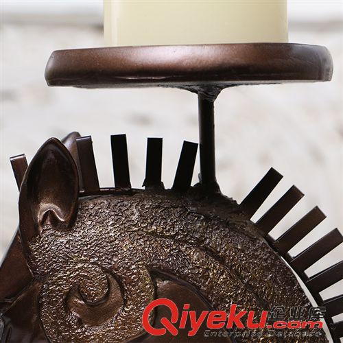 美式燭臺 套二馬頭燭臺復(fù)古樹脂工藝品美式鄉(xiāng)村擺件國際風(fēng)書房樣板間裝飾原始圖片3