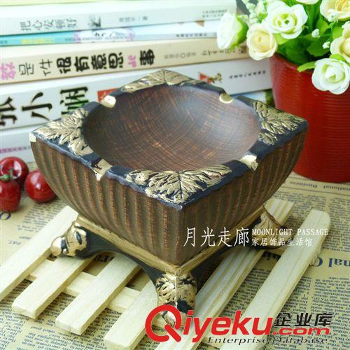陶瓷擺件 批發(fā)電鍍簡(jiǎn)約現(xiàn)代歐式陶瓷擺件三件套接吻魚(yú)吉祥語(yǔ)燭臺(tái) 禮盒裝