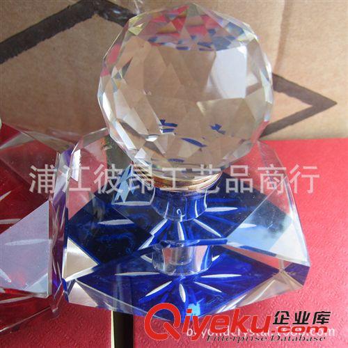 水晶香水瓶 汽車用品，汽車香水座，車載香水座，汽車飾品！