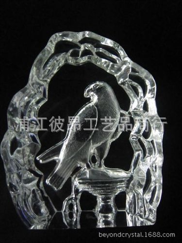 水晶冰山 批發(fā)供應水晶老鷹，鷹，深雕水晶動物各種圖案，水晶辦公擺件！原始圖片3